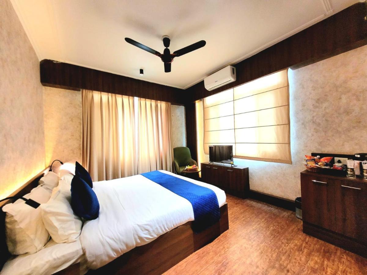 Hotel Green Rooms, Vintage Luxury Near Dal Lake Srinagar  Bagian luar foto