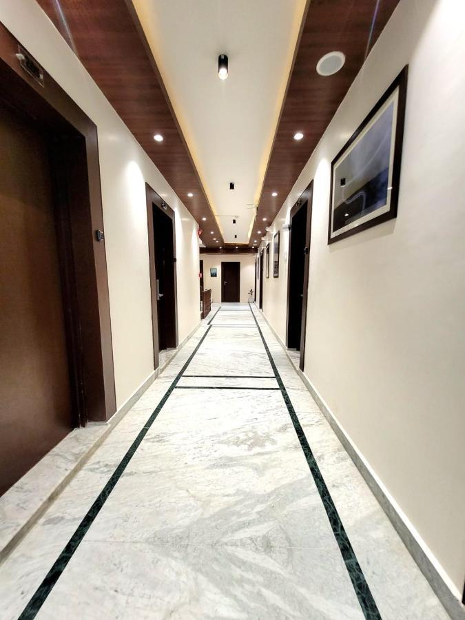 Hotel Green Rooms, Vintage Luxury Near Dal Lake Srinagar  Bagian luar foto