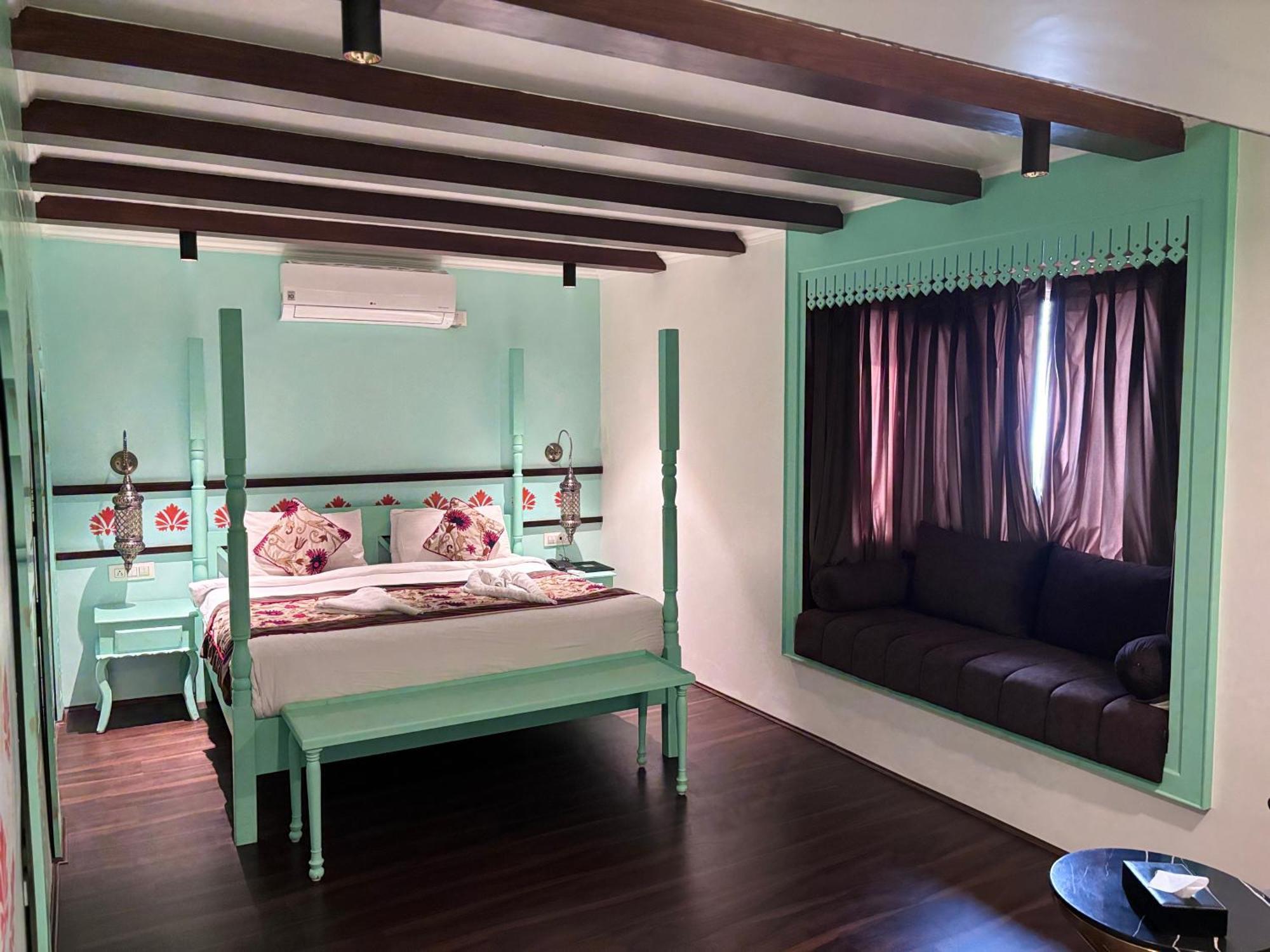 Hotel Green Rooms, Vintage Luxury Near Dal Lake Srinagar  Bagian luar foto