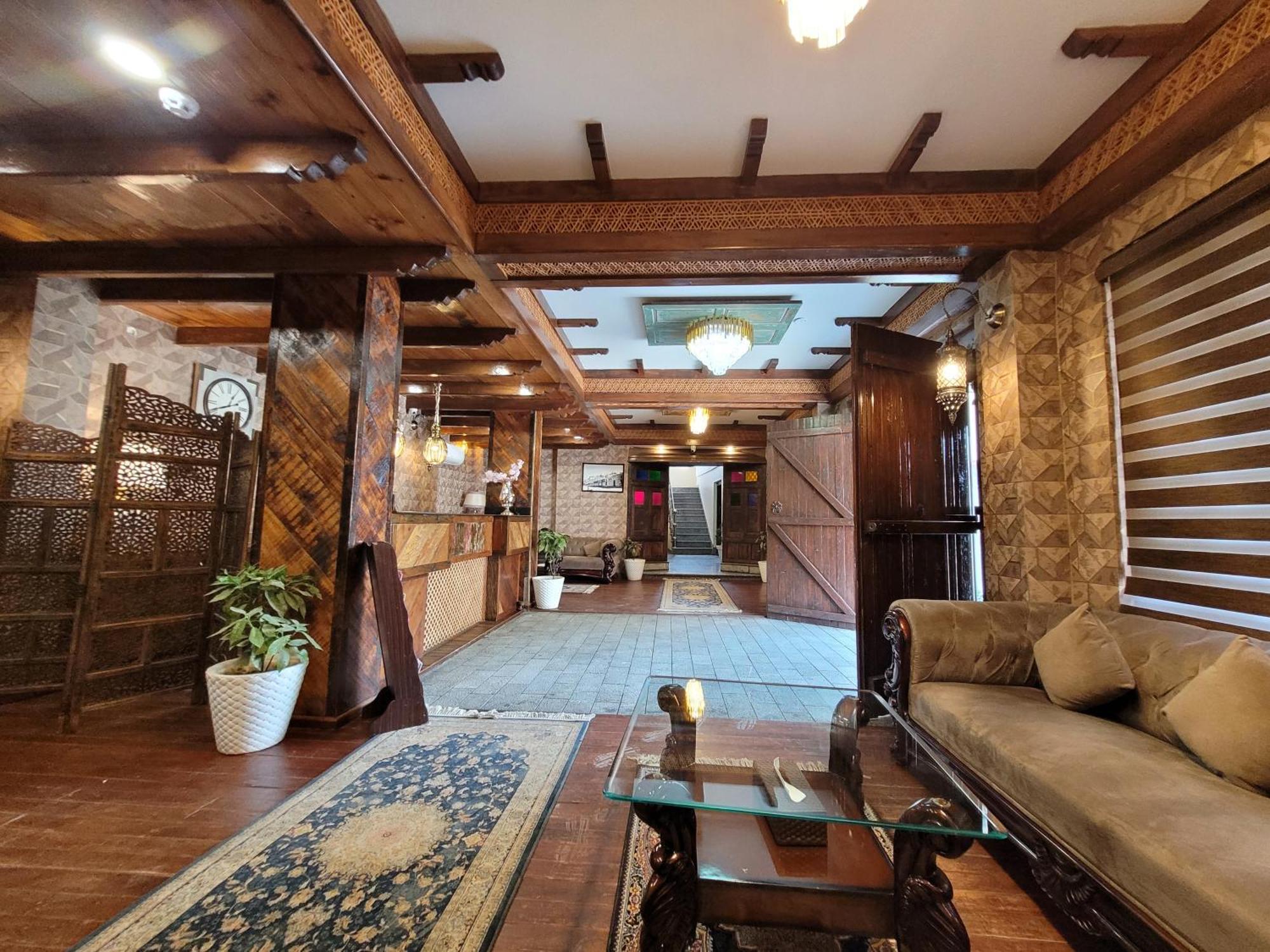 Hotel Green Rooms, Vintage Luxury Near Dal Lake Srinagar  Bagian luar foto